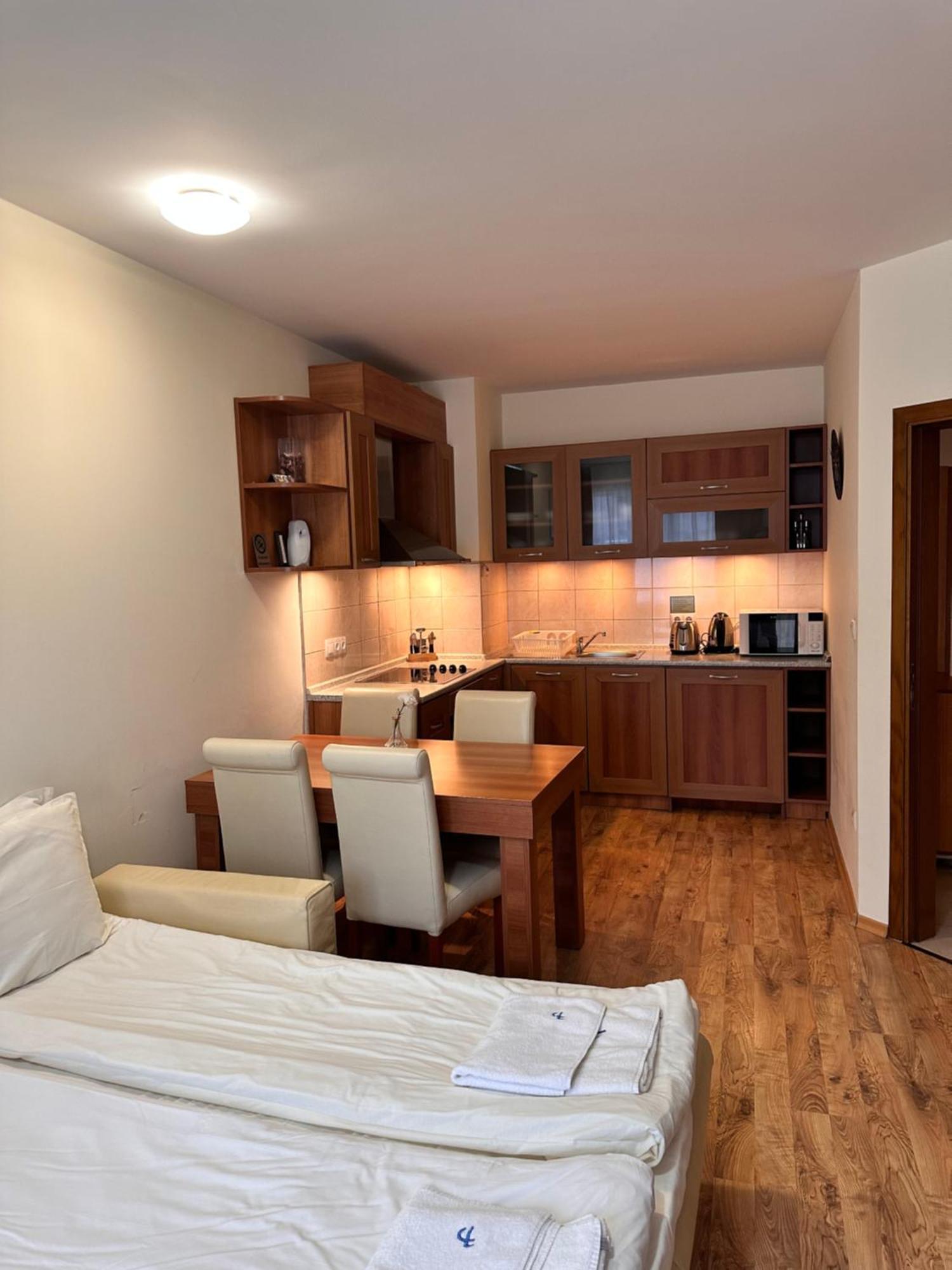 Prime Location One Bed Apartment With Hydro Bath In Royal Plaza Μπόροβετς Εξωτερικό φωτογραφία