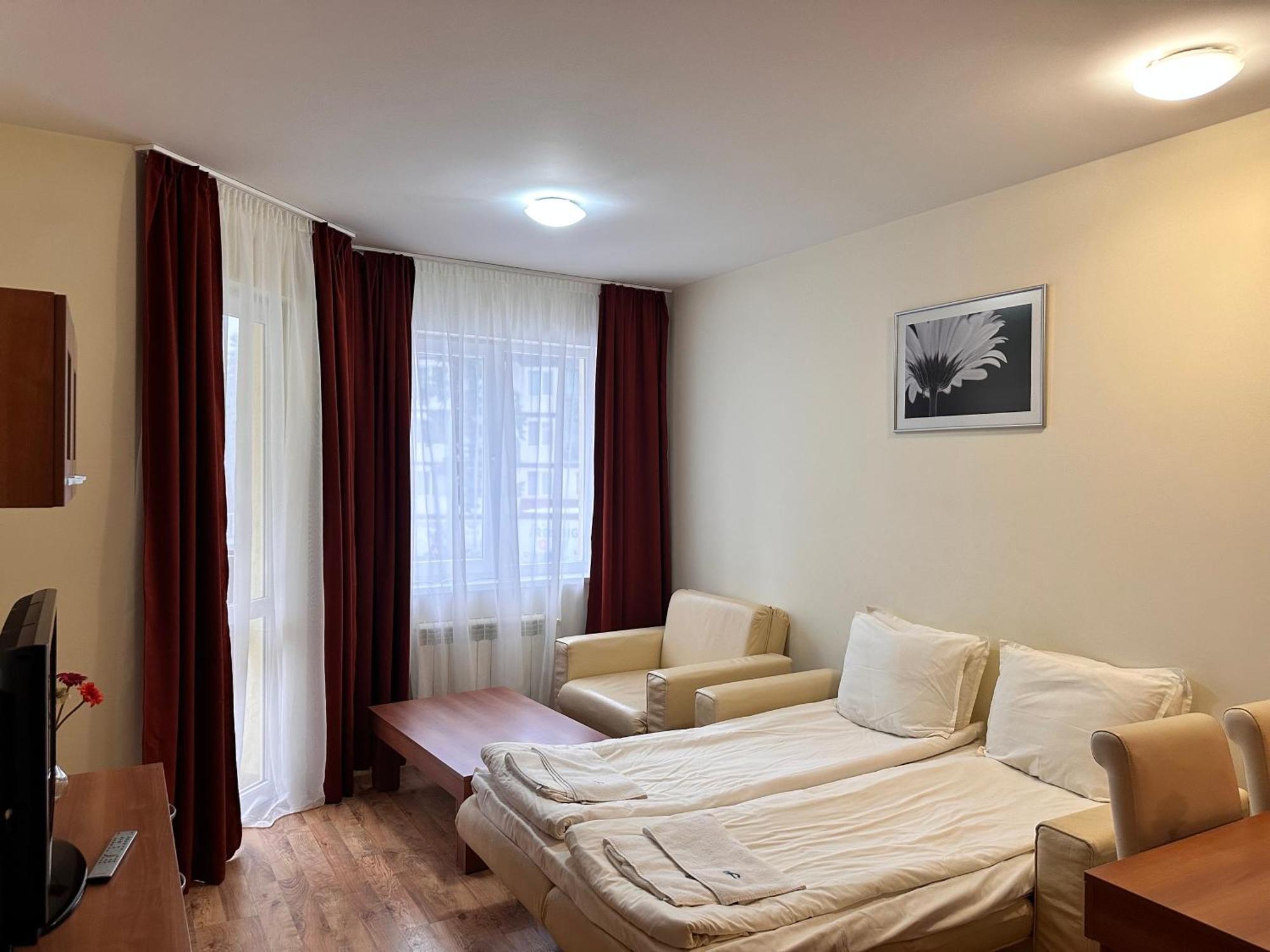 Prime Location One Bed Apartment With Hydro Bath In Royal Plaza Μπόροβετς Εξωτερικό φωτογραφία